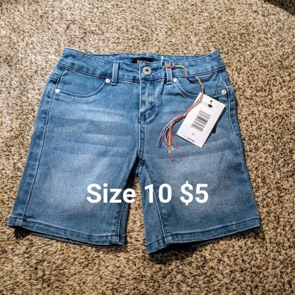 Girls clothes - Picture 3 of 5